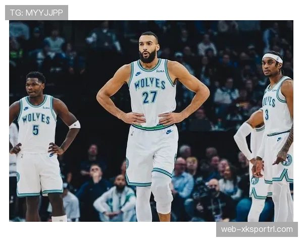 戈贝尔掩护突破拉升防守效率显著优于球队平均水平