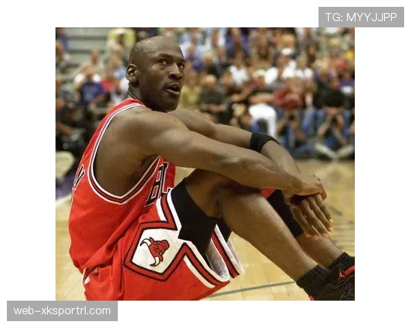 乔丹关键时刻频频得分 打破对手防守节奏拉开差距