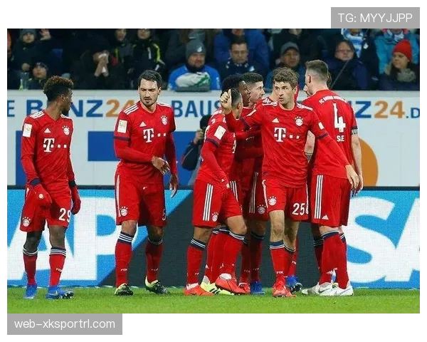 拜仁防线压上成瘾问题显现，身后空档遭利用局面面临挑战